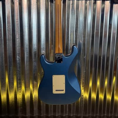 Fender American Performer Stratocaster 2021 - Satin Lake Placid Blue image 5