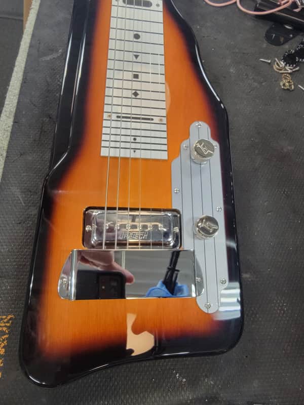 gretsch g5700 electromatic lap steel tobacco sunburst Truetone Music A case is not included Gretsch G5700 Electromatic Lap Steel