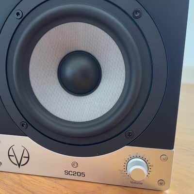Eve Audio SC205 5" Active Studio Monitor - Couple 2014 - Present - Black image 2