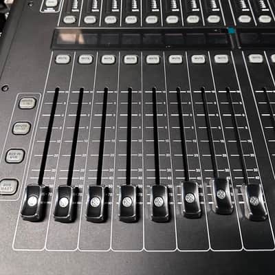 Midas M32R LIVE Digital Mixing Console w/ Large Format Touring Road Case & 32 Channel Analog Splitter image 7