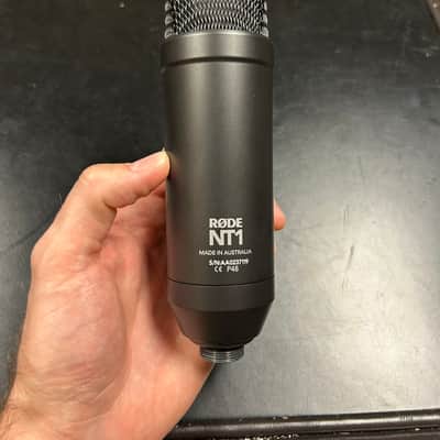 RODE NT-1 KIT with Shockmount and Pop Filter 2010s - Black image 2