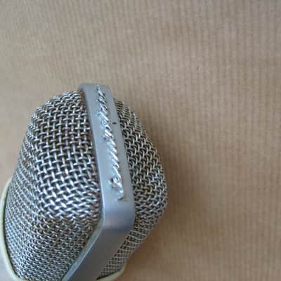 Sennheiser MD 421-N Cardioid Dynamic Microphone | Reverb
