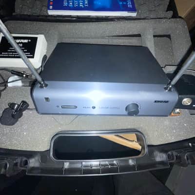 Shure UT4A Diversity Wireless System image 2