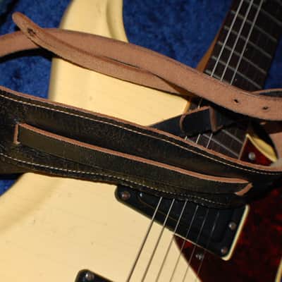 Video Demo 1966 Original Mosrite Ventures II White Pro Setup Original Hard Shell Case Strap image 18