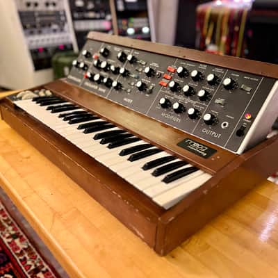 VINTAGE Moog MiniMoog Model D 1979 - Walnut original analog synthesizer USA synth image 5