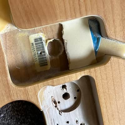 Fende Telecaster Deluxe MIM '72 guitar body - base coat image 3