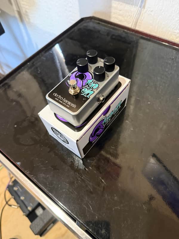 Electro-Harmonix Nano Q-Tron 2021 - Present - Silver