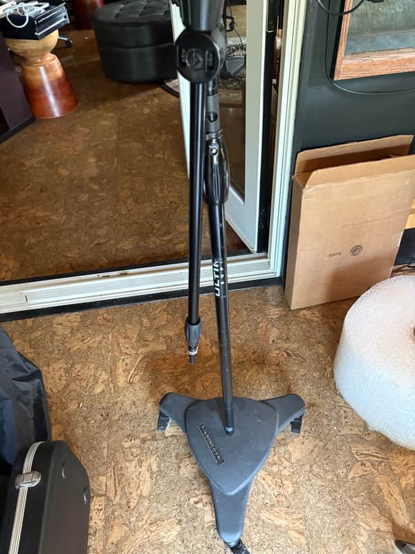 Ultimate Support MC-125 Studio Boom Stand with Casters 2010s - Black image 1