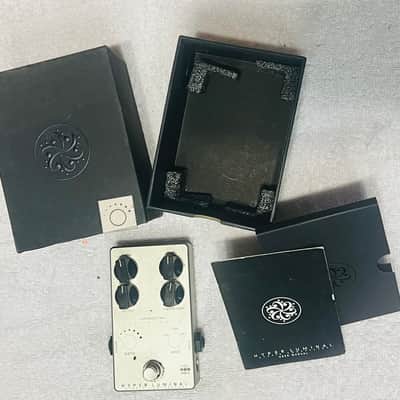 Darkglass Electronics Hyper Luminal Hybrid Compressor | Reverb