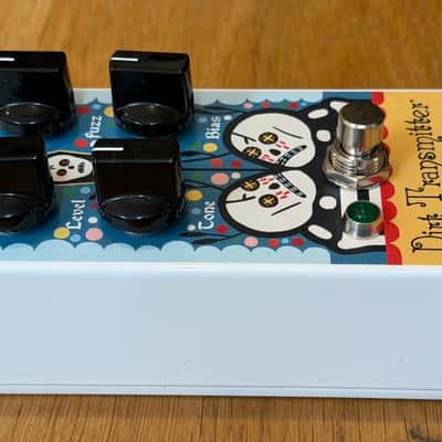 EarthQuaker Devices Dirt Transmitter Fuzz Driver V2 2025 - Various image 6