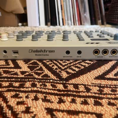Elektron Model:Cycles Groovebox 2020 - Gray image 2
