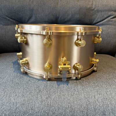DW MFG True Cast Bell Bronze 7x14" Snare Drum 2025 - Present - Bronze image 16