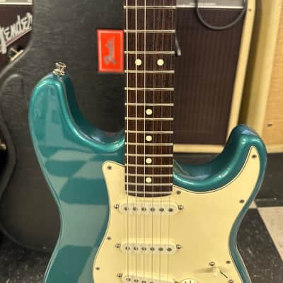 Fender American Standard Stratocaster with Matching Headstock, Rosewood Fretboard 1995 - Ocean Turquoise image 8