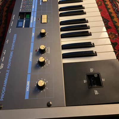 Korg Poly-61 Analogue Programmable Polyphonic Synthesizer