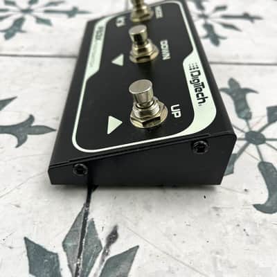 DigiTech FS3X 3 Button Footswitch image 5
