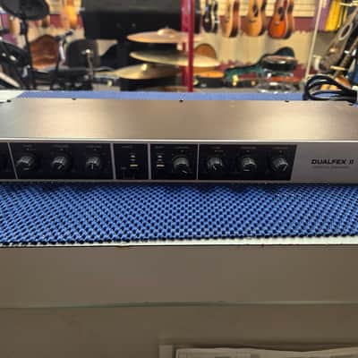 Behringer Dualfex II Ex 2000 Mid 90’s  - Silver image 1