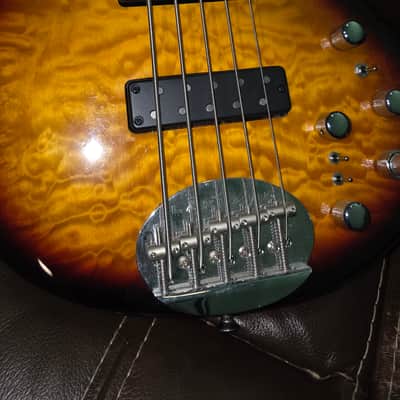 Lakland 55-01 Deluxe 90's - 3 tone burst over quilted maple image 10