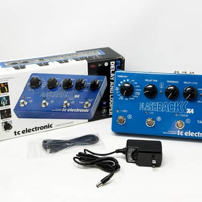 【送料込】TC Electronic FLASHBACK X4 tc electronic】3つものMASHフットスイッチを搭載し、進化した