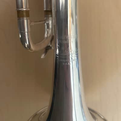 Bach Stradivarius Model 37 1973 - Silver image 5