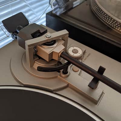 Hitachi Direct Drive Turntable HT-40S image 3