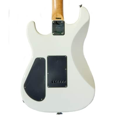 CHARVETTE BY CHARVEL - SIGNED BY DEF LEPPARD - The David Leach Collection image 5