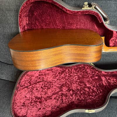 Taylor 320e 2013 image 11