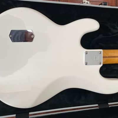 Ernie ball Musicman Stingray bass 1986 - White image 2