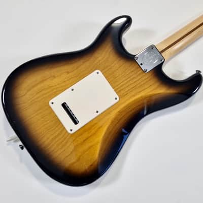 Fender Stratocaster American Series 50th Anniversary 2004 Sunburst image 16