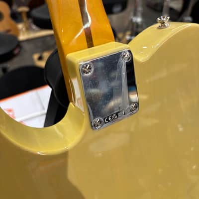 Fender Vintera II '50s Nocaster, Maple Fingerboard, Blackguard Blonde image 6