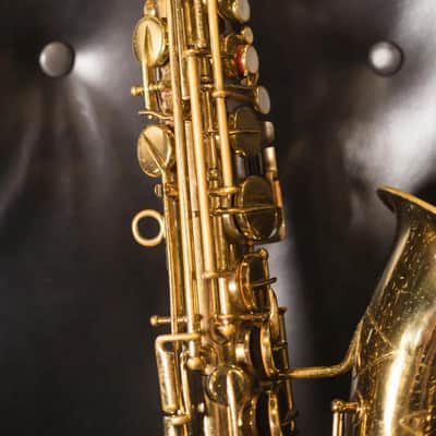 Martin Late 20's Low Pitch Alto Saxophone with Hardshell Case - Used image 4