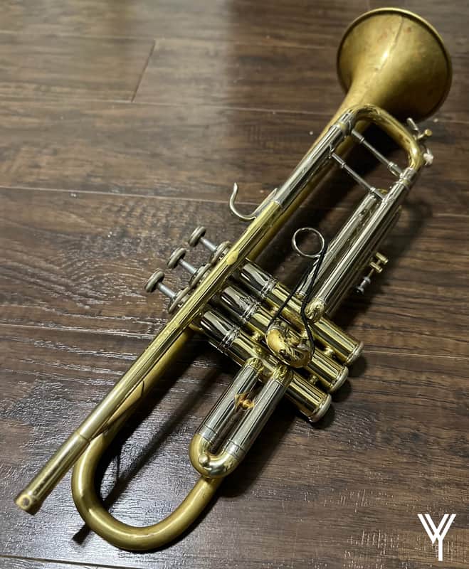 Bach Mt Vernon/Corp. 37 Bb Trumpet - Lacquer image 1