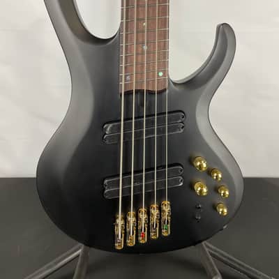 Ibanez BTB605LM Bass Workshop Multi-Scale 5-String Bass Guitar, Rosewood Fingerboard, Black Flat image 2