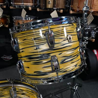 Ludwig Classic Maple FAB 13/16/22" Drum Set Kit in Lemon Oyster from NAMM image 4