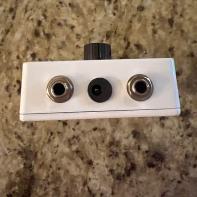 Magic Pedals Dunwich Amps Cthulhu Fuzz 2023 - White image 3