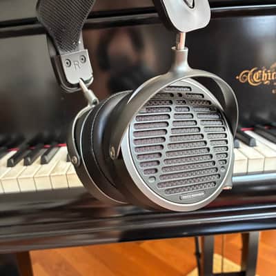 Audeze MM-500 Headphones - 2025 with Capra Strap and Extras image 8