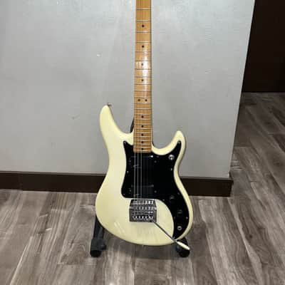 Peavey Predator USA made 1985 Ivory image 1