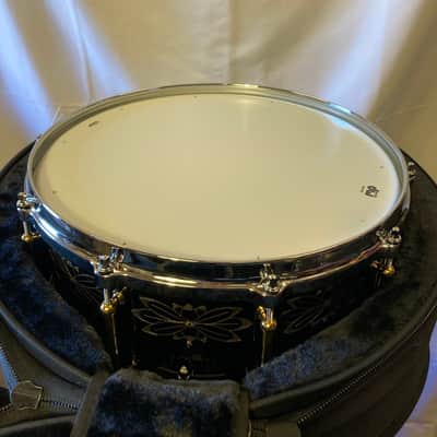 DW - 14x6.5" Memphis Drum Shop 30th Anniversary Limited Edition, Brass Snare Drum, Engraved with Gold Hardware & Tube Lugs 2010's - Black Nickel Over Brass image 5