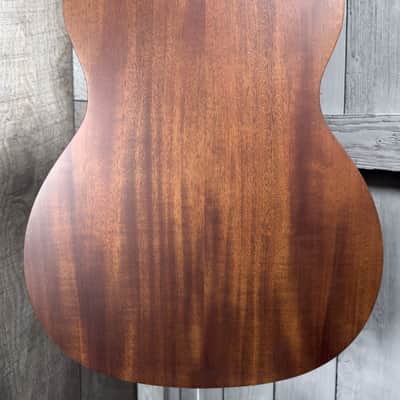 Larrivee Simple 6 OMB Orchestra Model Sunburst Acoustic Guitar image 8