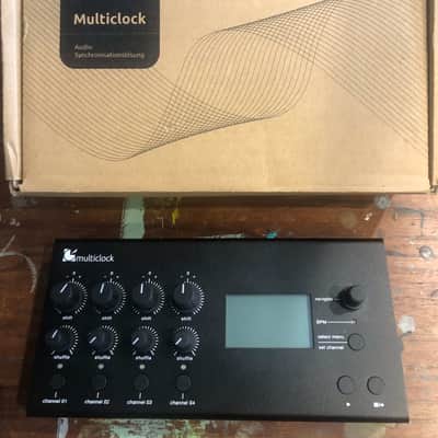 E-RM  Multiclock USB Hardware Sequencer Clock Generator 2019 - Black image 1