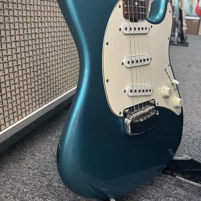 Ernie Ball Music Man Cutlass Tremolo with Rosewood Neck 2016 - Vintage Turquoise image 5