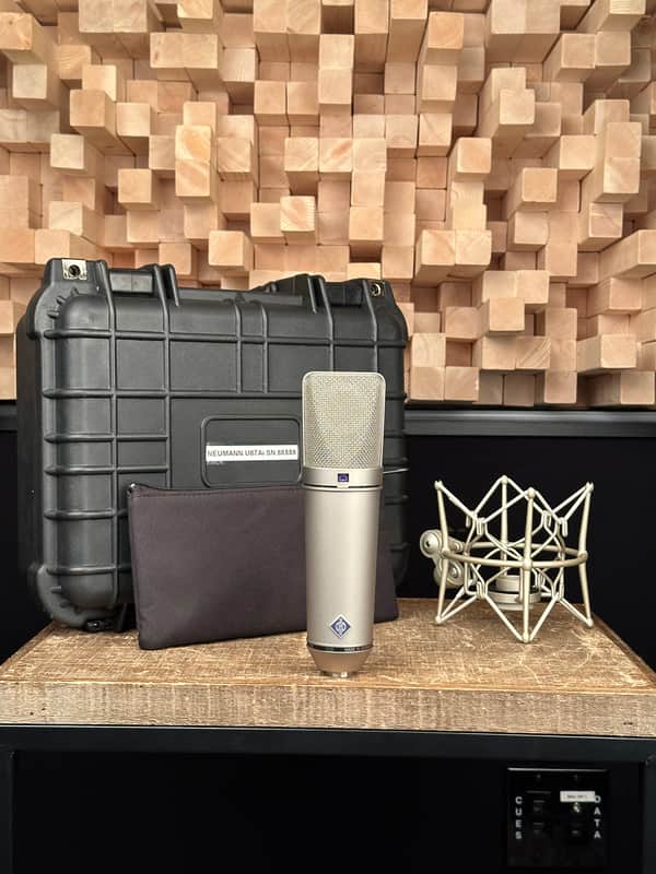 Neumann U 87 Ai Condenser Microphone. Mid 90s. U87Ai U87. 88559 image 1