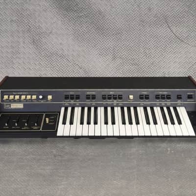 ARP Pro-Soloist✅US Model Gold Decal Set✅  Monophonic Analog Synthesizer ✅RARE SYNTHESIZER from 70s✅ Professional VINTAGE Synthesizer ✅ Cleaned & Full Checked ✅ World Wide Shipping!