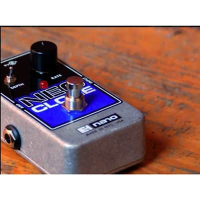 Electro-Harmonix Neo Clone Analog Chorus Pedal with True Bypass, Mono Audio, and Total Analog Design image 3