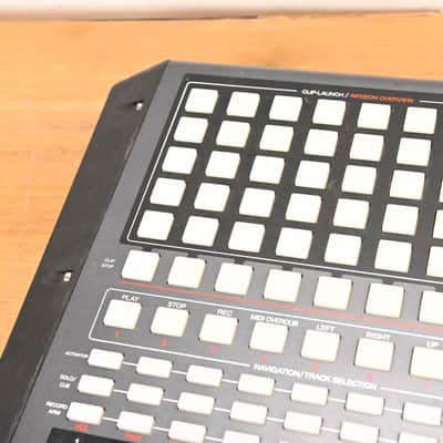 Akai APC20 Compact Professional Ableton Controller (NO POWER SUPPLY) CG01Y7R image 4