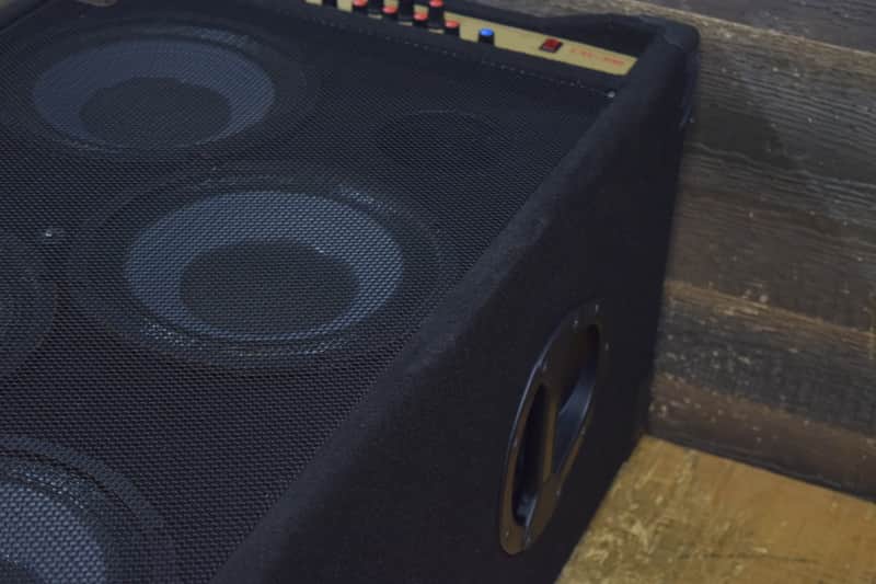 EDEN CXC-400 ハイブリッドベースギターアンプ EDEN CXC-400 ハイブリッドベースギターアンプ EDEN CXC-400