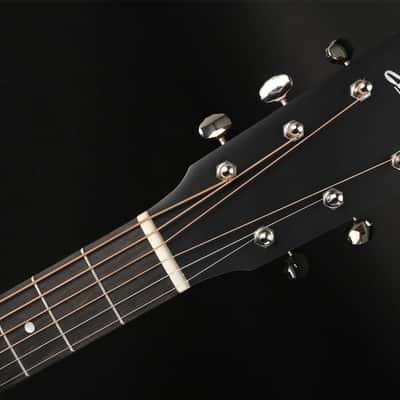 Eastman E1OM Traditional in Natural Truetone Satin with Gig Bag image 7
