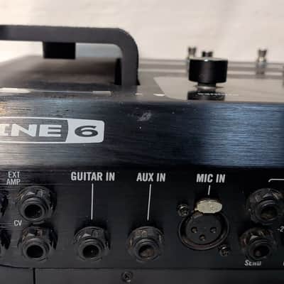 Line 6 Variax Combo - Helix Floor Pedal + Variax 300 - Black image 13