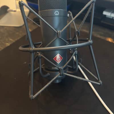 Neumann TLM 193 mt Large Diaphragm Cardioid Condenser Microphone with Shockmount EA-1 image 6