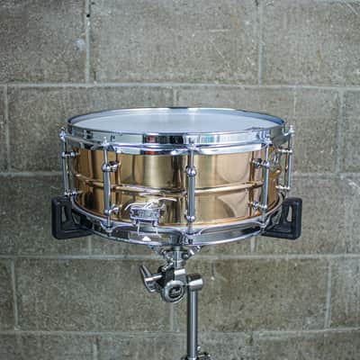 Pearl 5.5" x 14" Pearl Bronze Sensitone Snare Drum with Tube Lugs - Early 2000's image 5