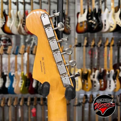 Fender Vintera Ii Limited Road Worn Stratocaster Black image 5